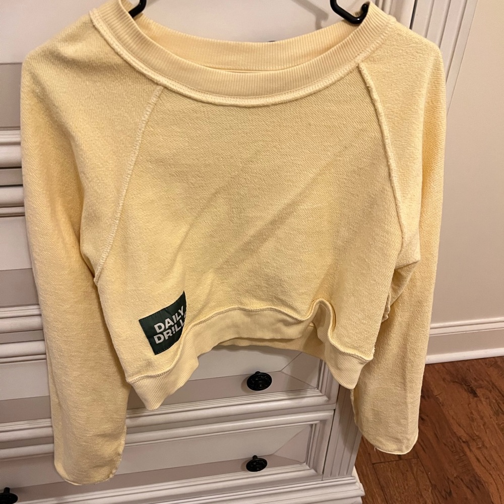 DAILY DRILLS reversible cropped sweatshirt